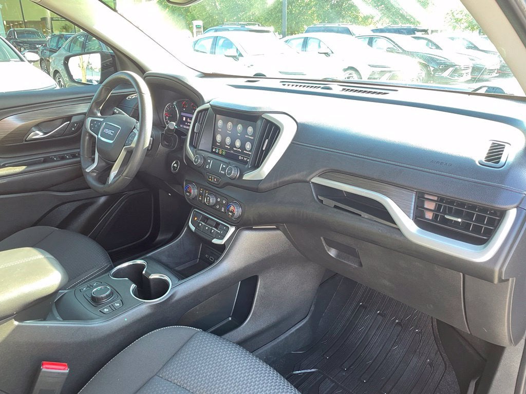 2022 GMC Terrain SLE Clean CarFax, Moonroof, Elevation Pkg, Heated Seat