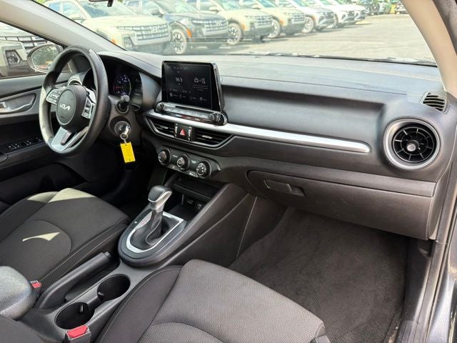 2023 Kia Forte LX