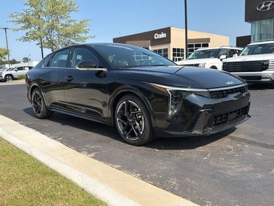 2025 Kia K4 GT-Line