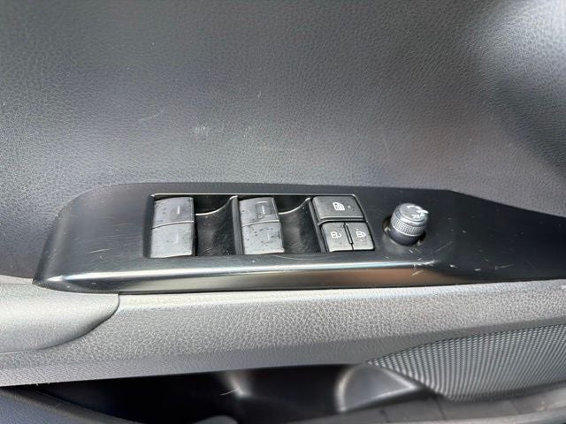 2025 Toyota Camry SE CARFAX 1-OWNER