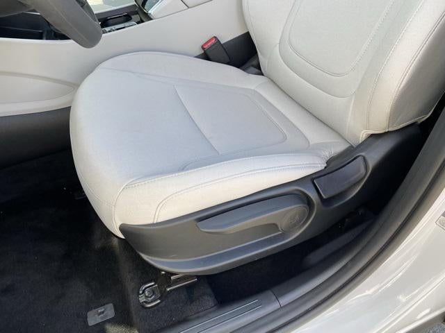 2025 Hyundai TUCSON SE FWD