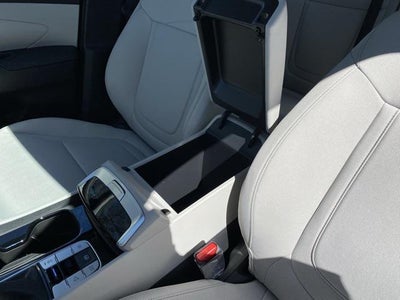 2025 Hyundai TUCSON SE FWD