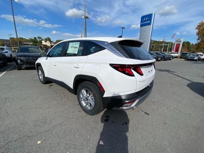 2026 Hyundai TUCSON SE FWD