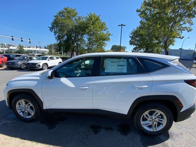 2026 Hyundai TUCSON SE FWD