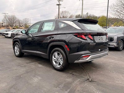 2026 Hyundai TUCSON SE FWD