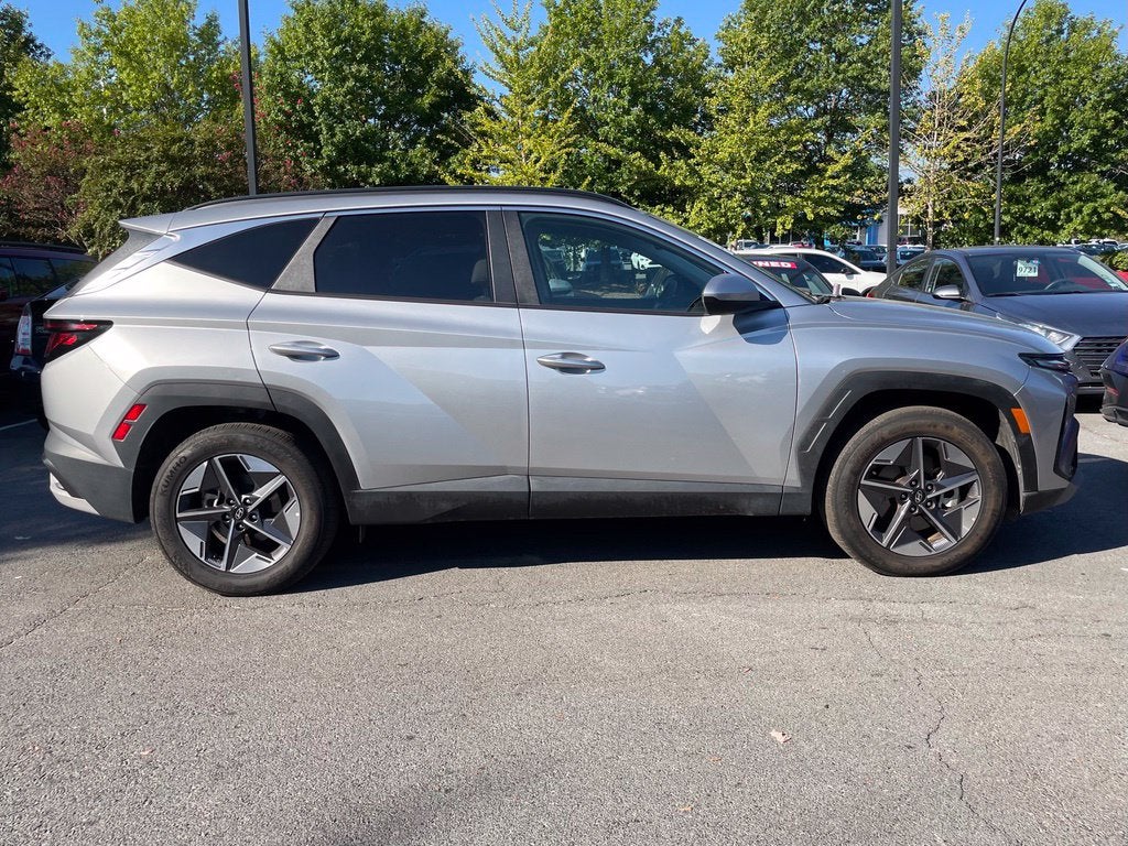 2025 Hyundai TUCSON SEL Carfax One Owner
