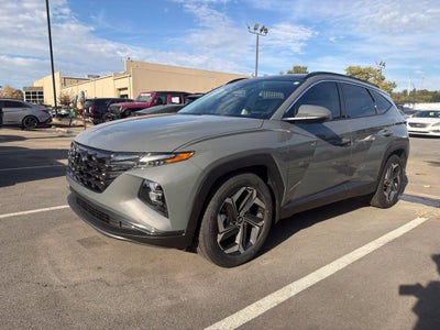 2024 Hyundai TUCSON Limited Pano Roof, Leather, Clean Carfax, One Owner