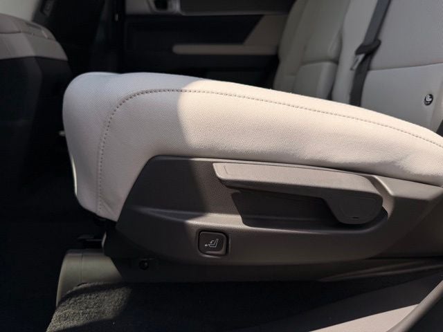 2027 Hyundai SANTA FE SE