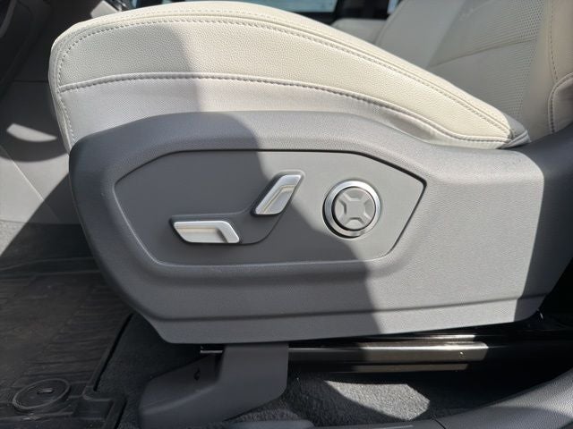 2024 Hyundai SANTA FE HYBRID Limited