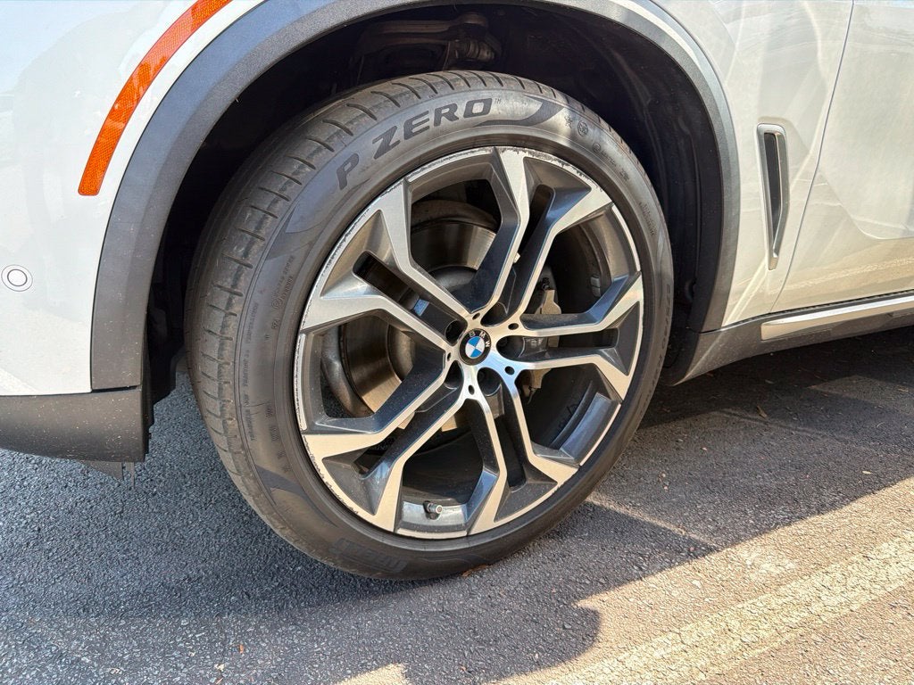 2020 BMW X5 sDrive40i Pano Roof, Leather