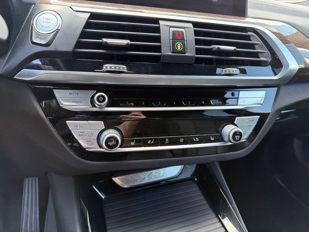 2020 BMW X3 sDrive30i Pano Roof, Leather,Premium Pkg, Luxury Pkg