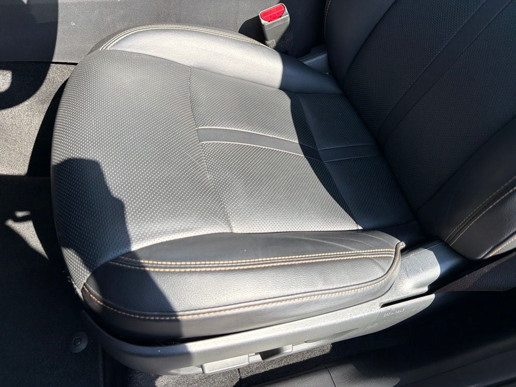 2025 Mazda Mazda CX-90 3.3 Turbo Premium Clean CarFax, One Owner, Third Row