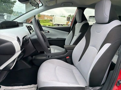 2020 Toyota Prius LE