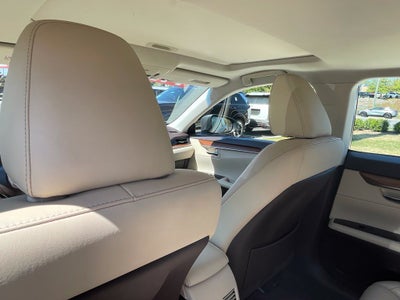 2016 Lexus ES 300h Luxury Pkg, Navi, Adaptive Cruise, Parking Sensors