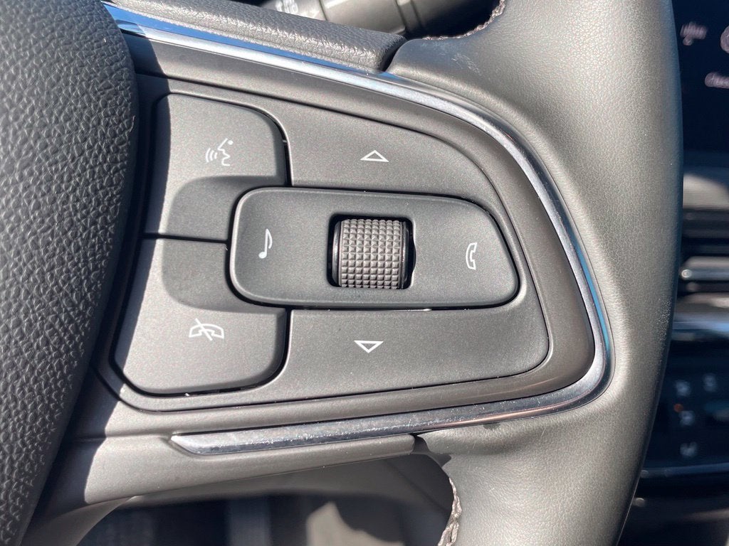 2025 Buick Envista Sport Touring Moonroof, Clean CarFax, One Owner