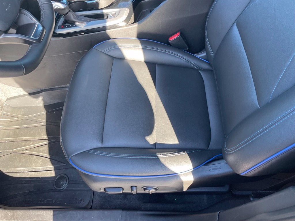 2025 Buick Envista Sport Touring Moonroof, Clean CarFax, One Owner