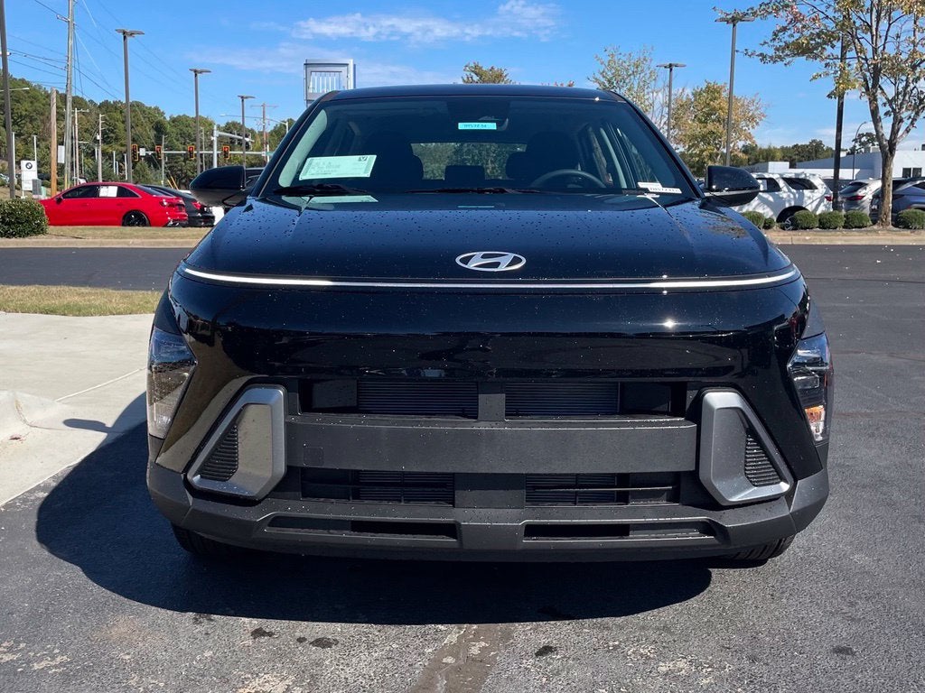 2027 Hyundai KONA SE