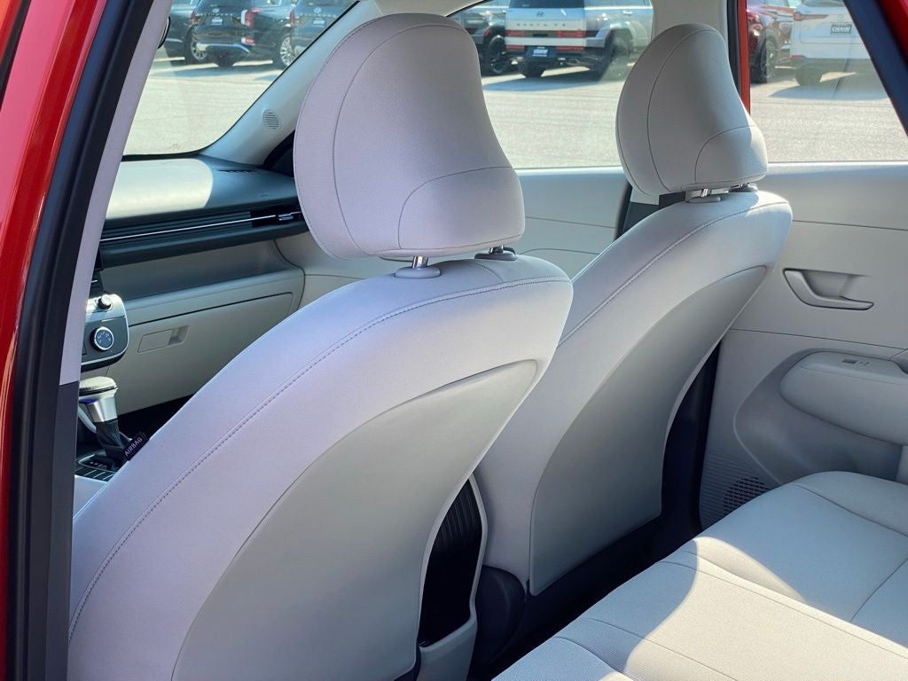 2027 Hyundai KONA SE