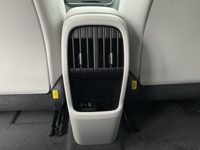 2025 Hyundai KONA ELECTRIC SEL