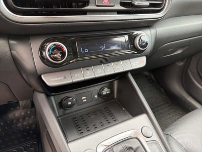 2022 Hyundai KONA Limited