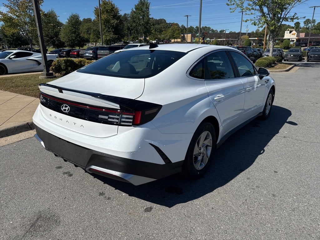 2025 Hyundai SONATA SE