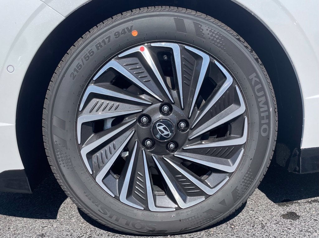 2027 Hyundai SONATA HYBRID Limited