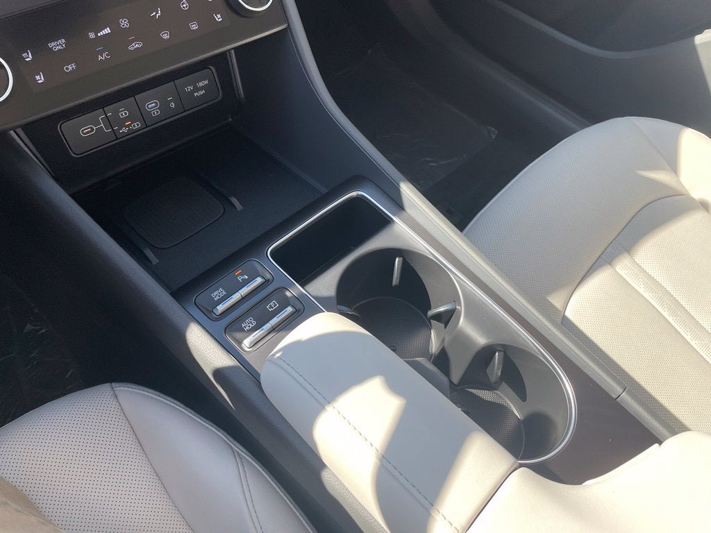 2027 Hyundai SONATA HYBRID Limited