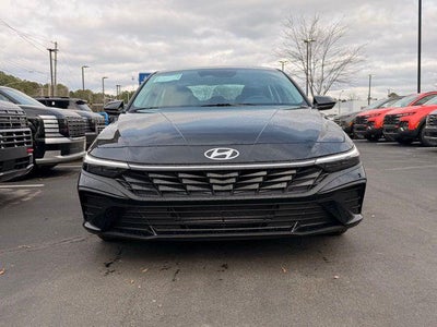 2026 Hyundai ELANTRA SE