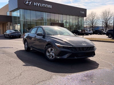 2026 Hyundai ELANTRA SE