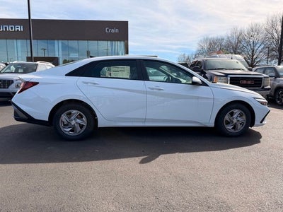 2026 Hyundai ELANTRA SE