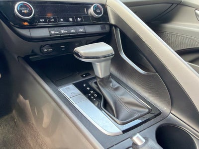2025 Hyundai ELANTRA SEL Sport One Owner, Clean Carfax