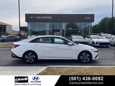 2025 Hyundai ELANTRA SEL Convenience Sunroof, One Owner