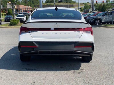 2025 Hyundai ELANTRA SEL Convenience