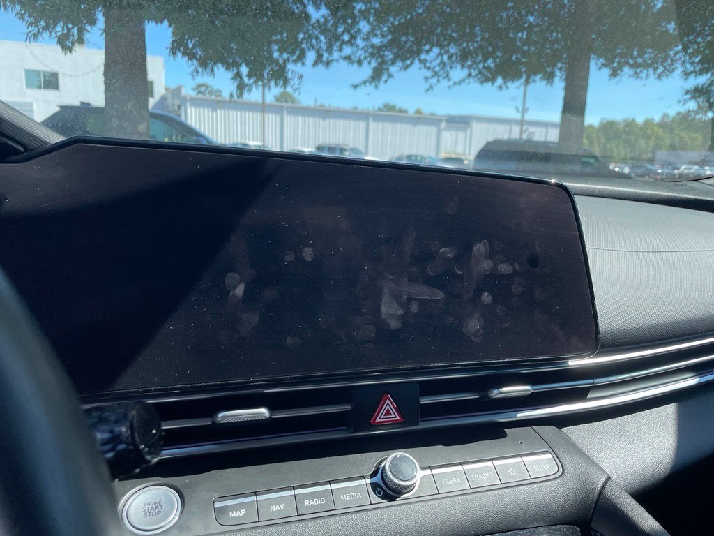 2025 Hyundai ELANTRA SEL Convenience Moonroof, Clean Carfax, One Owner