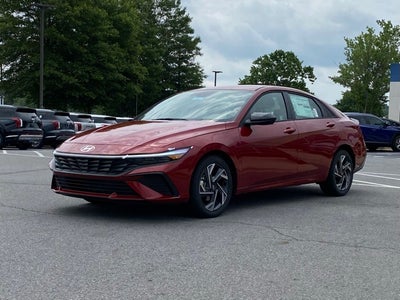 2025 Hyundai ELANTRA SEL Convenience