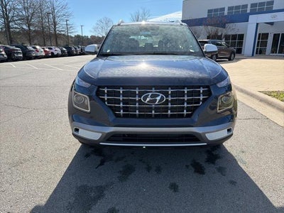 2026 Hyundai VENUE SEL W/Two-Tone Roof