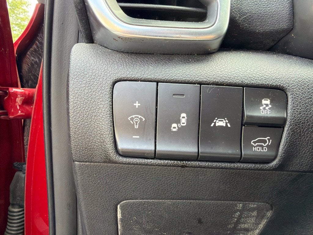 2019 Kia Sportage SX Leather, Pano Roof, Navi