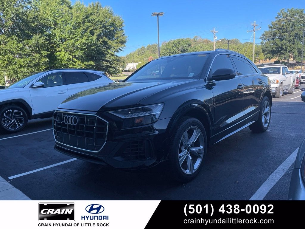 2023 Audi Q8 55 Premium Plus quattro, Pano Roof, Leather, Clean CarFax, One Own