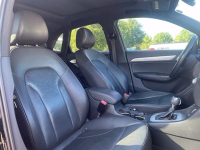 2017 Audi Q3 2.0T Premium quattro
