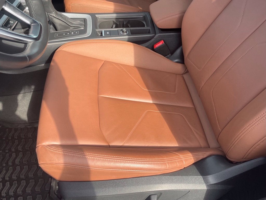 2024 Audi Q3 Premium Plus, One Owner, Navi, Leather, Moonroof S Line quattro