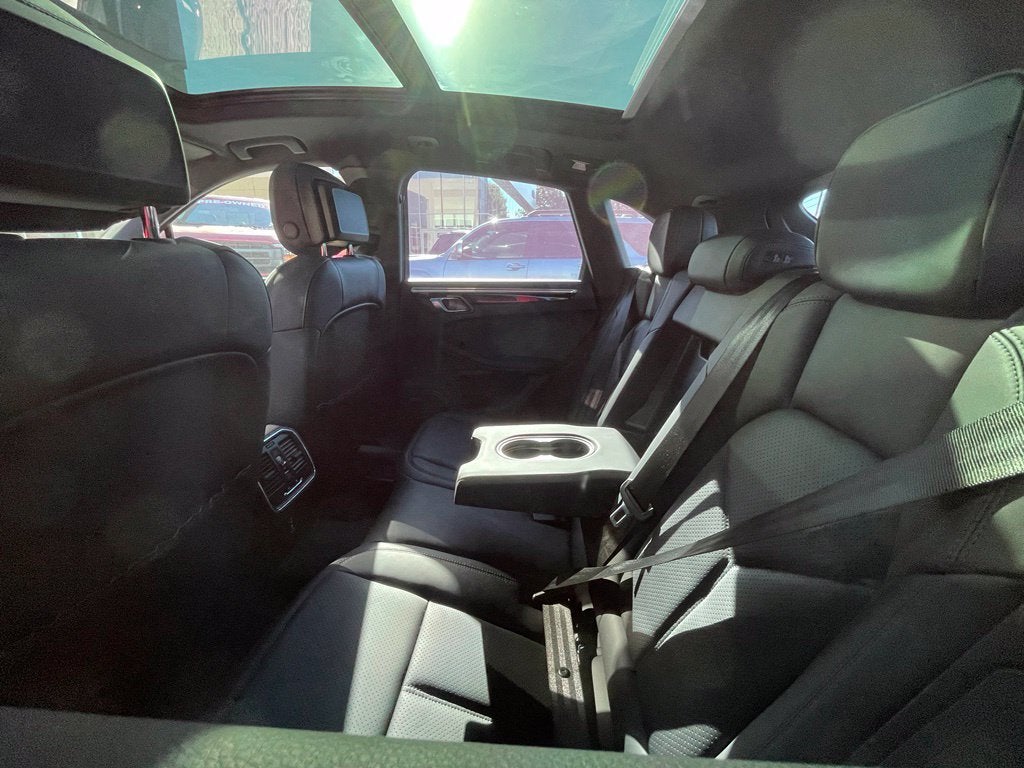 2022 Porsche Macan S Clean CarFax, One Owner, Low Miles