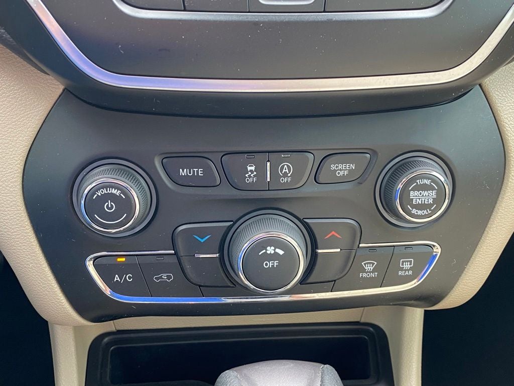 2019 Jeep Cherokee Latitude