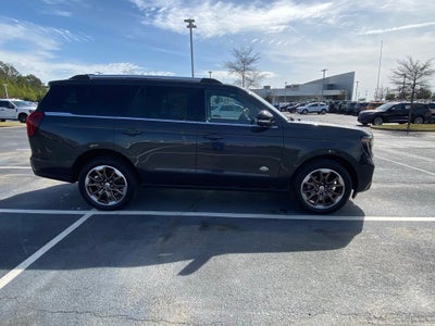 2025 Ford Expedition King Ranch