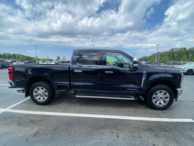 2023 Ford F-350SD Lariat