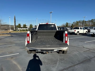 2022 Ford F-450SD Platinum