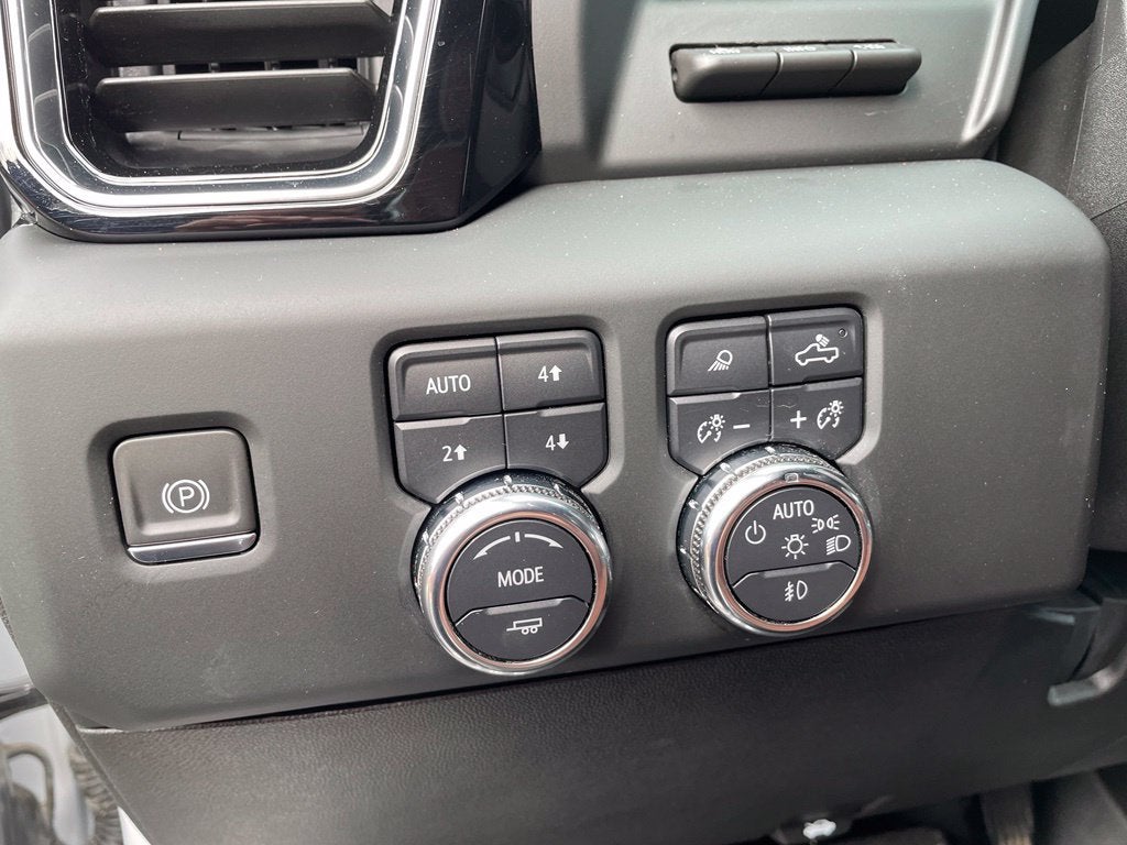 2024 GMC Sierra 3500HD Denali Ultimate