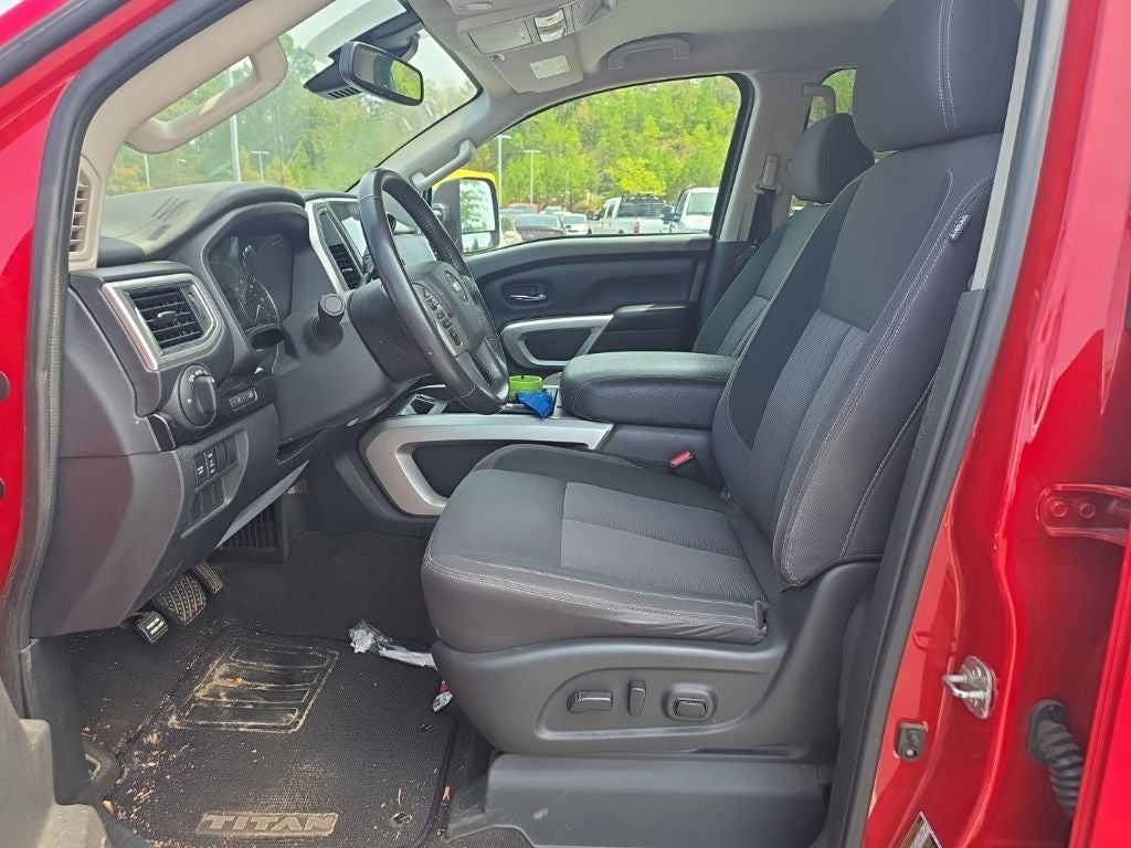 2021 Nissan Titan SV