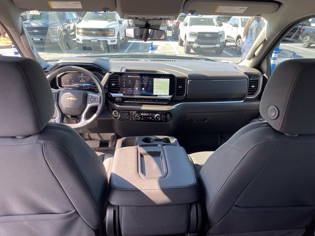 2025 Chevrolet Silverado 1500 LT