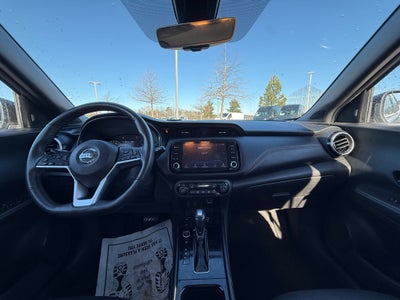 2021 Nissan Kicks SR