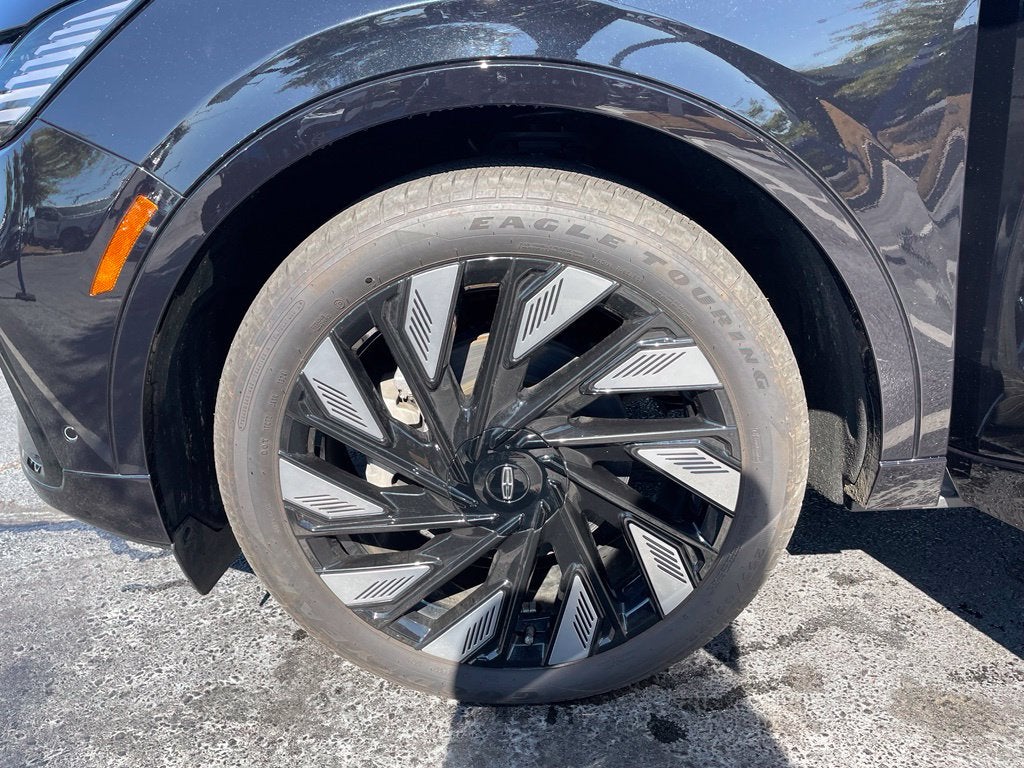 2024 Lincoln Nautilus Black Label